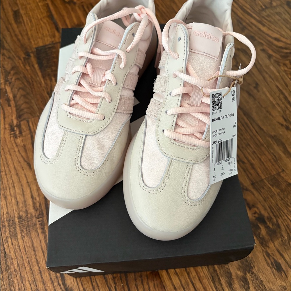 adidas Women's Light Pink Low-Top Barreda Decode Sneakers, 7.5
